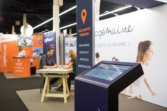 Stand Logemaine borne tactile
